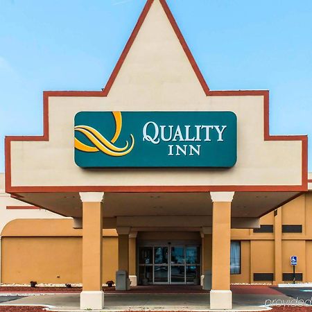 Quality Inn New Kensington Buitenkant foto