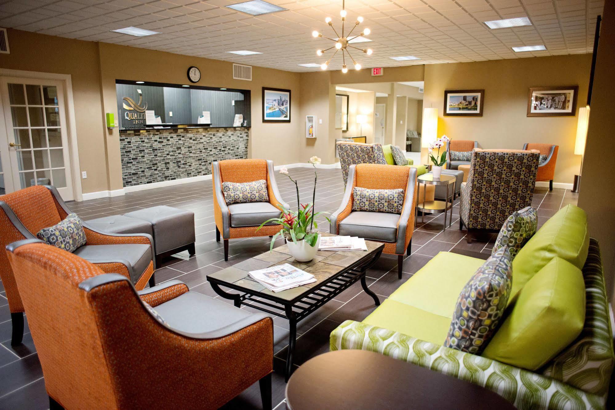 Quality Inn New Kensington Buitenkant foto